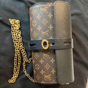 Louis Vuitton Monogram Clutch with Gold Chain